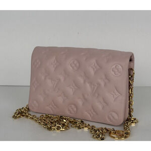 Louis Vuitton Pochette Coussin in Light Pink Monogram Lambskin Leather D5